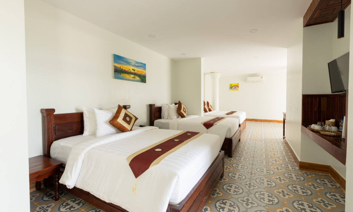 Deluxe Triple Bedroom